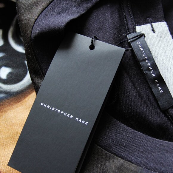 BNWT SS17 CHRISTOPHER KANE OVERSIZED FEMALE POLICE TSHIRT S - Picture 7 of 9